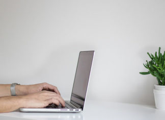 Pożyczka przez Internet – szybki zastrzyk pieniędzy bez zbędnych formalności