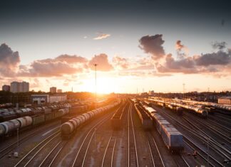 Co jest celem logistyki zaopatrzenia?