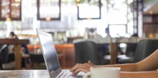 Kto zna najwięcej języków w Polsce?