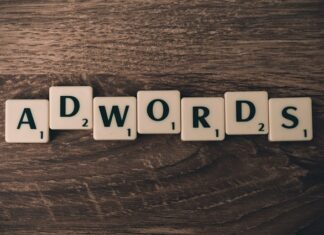 Jak sprawdzić reklamy konkurencji w Google?