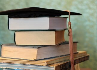 Co jest lepsze magister czy inżynier?