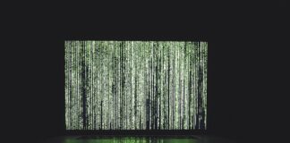 Jak działa algorytm propagacji wstecznej?