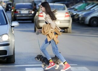 Czego nie wolno podawać w internecie?